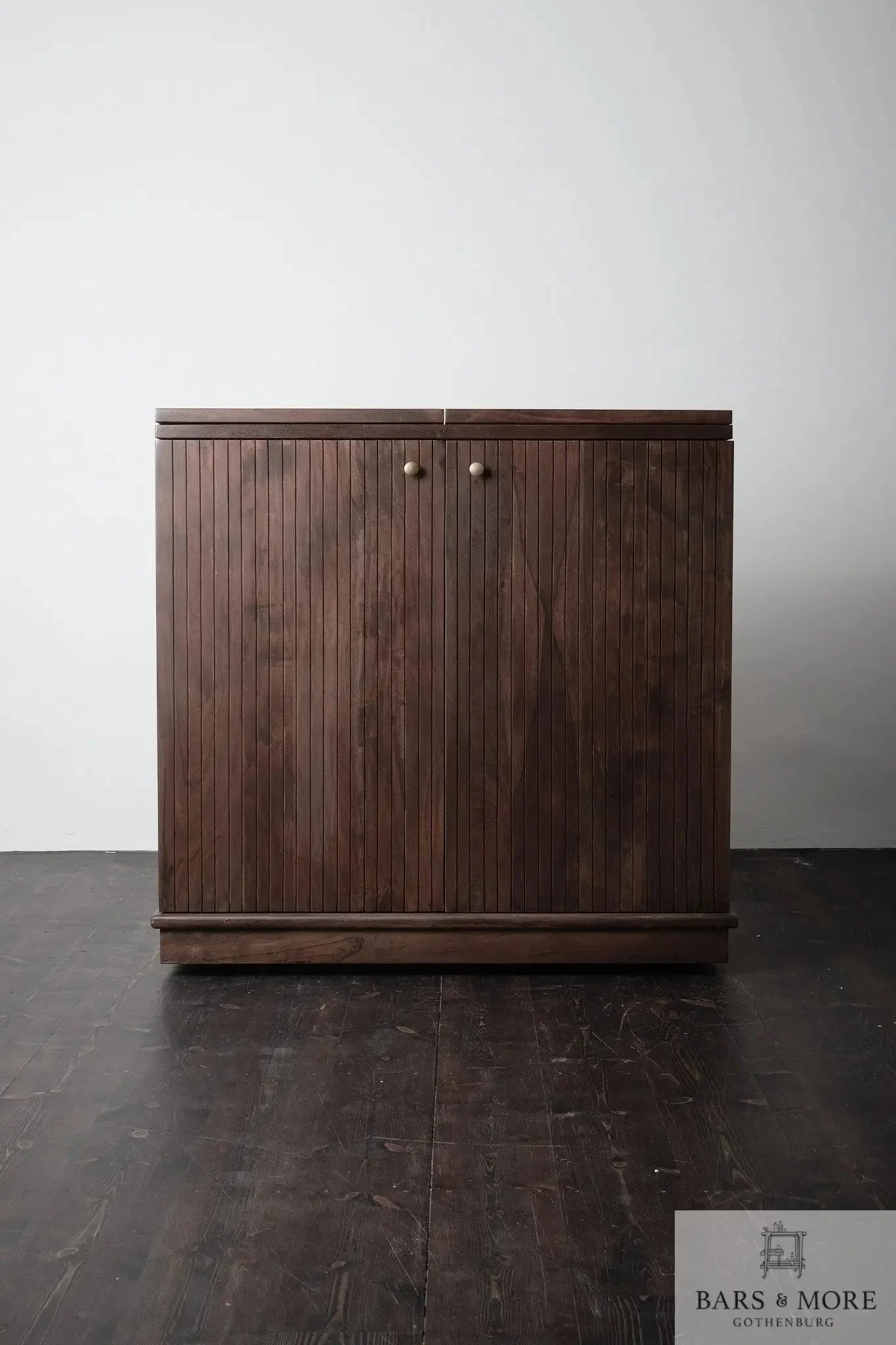 Bar Cabinet - Queens foldable PRO Home bar cabinet - Bars & More MyBarfurniture