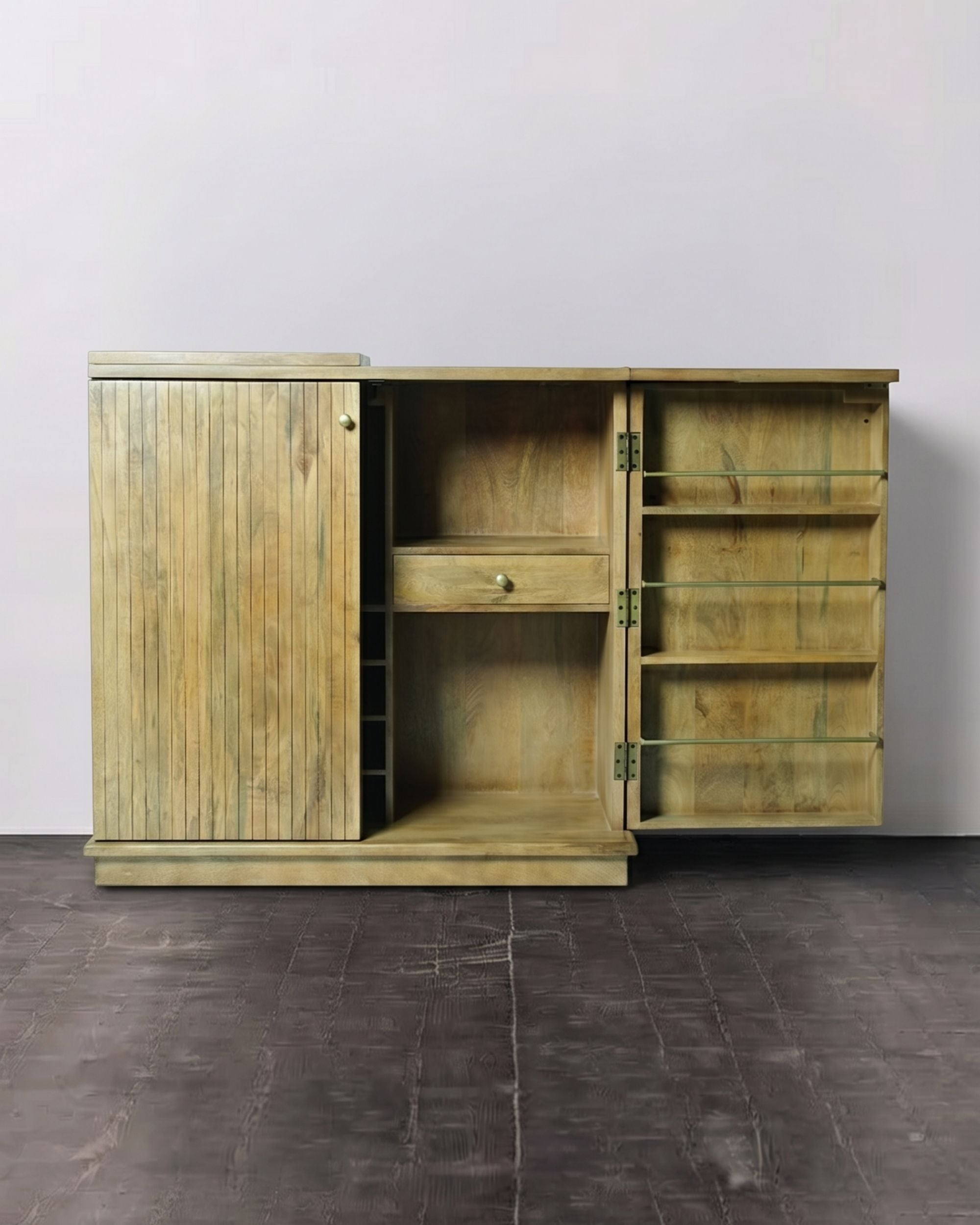 Bar Cabinet - Queen - Fold-out on wheels