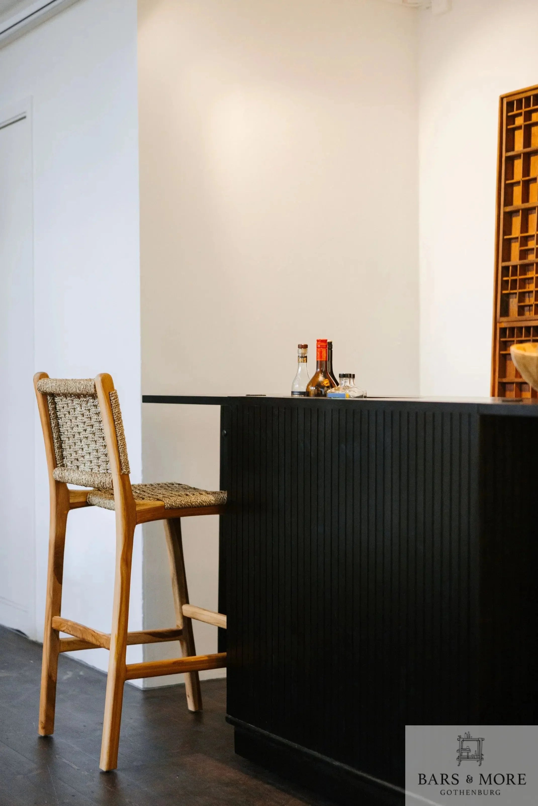 Bar Cabinet - Queens foldable PRO Home bar cabinet - Bars & More MyBarfurniture